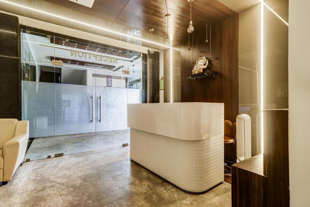 Oyo Townhouse 785 Sree Vinayaka Grand Hotel อนันตาปูร์ ภายนอก รูปภาพ