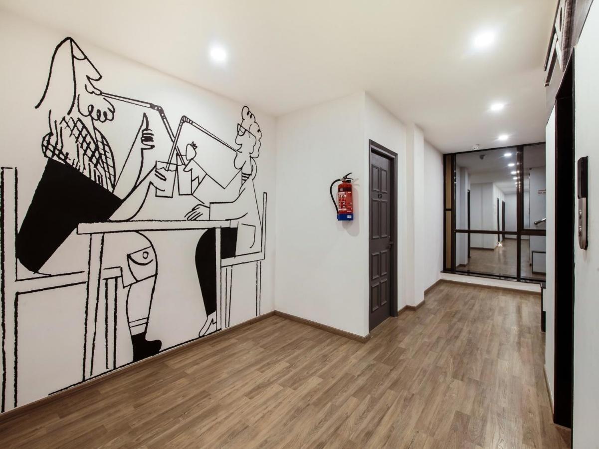 Oyo Townhouse 785 Sree Vinayaka Grand Hotel อนันตาปูร์ ภายนอก รูปภาพ